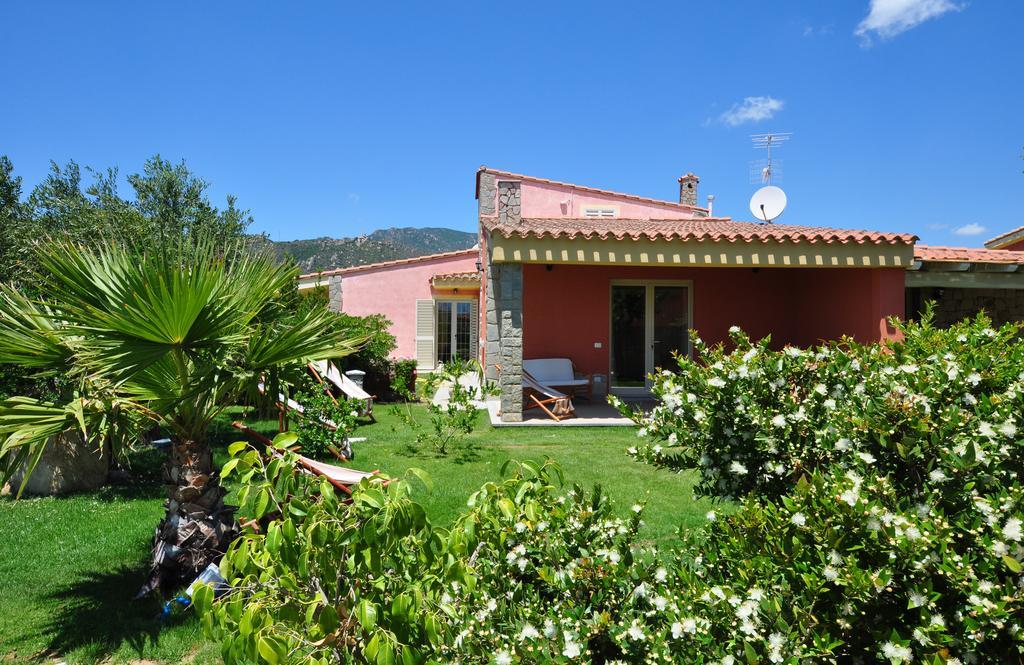 Affittacamere B&B La Villa Dei Graniti Villasimius Kültér fotó